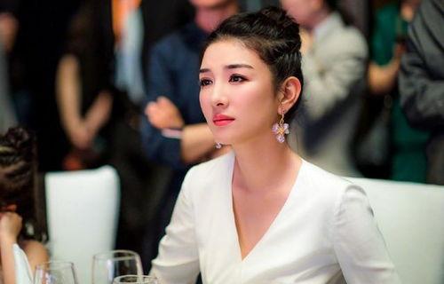 黄奕最新爆料,揭秘明星真实生活